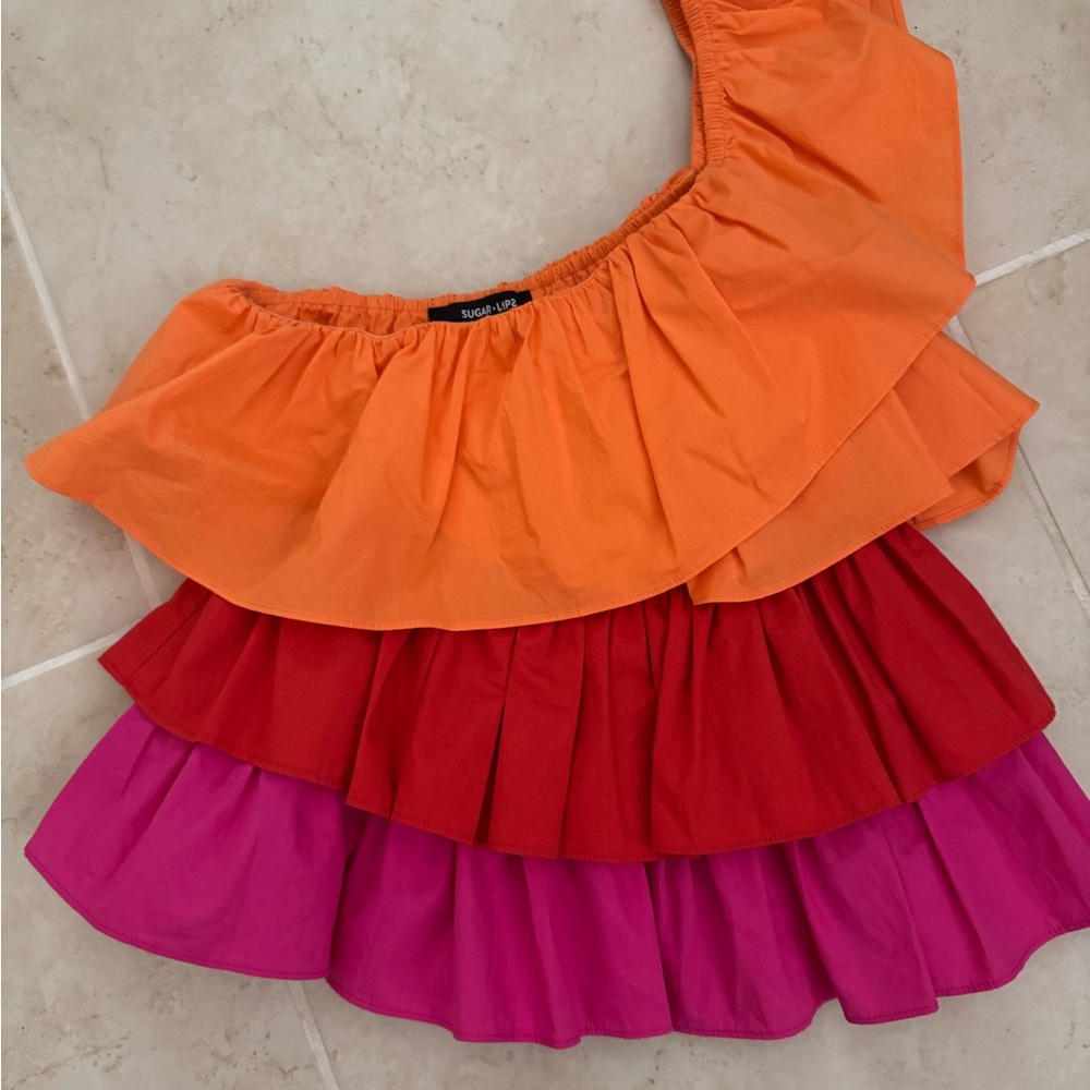 NWT Sugarlips Vibrant Layered Ruffle Top